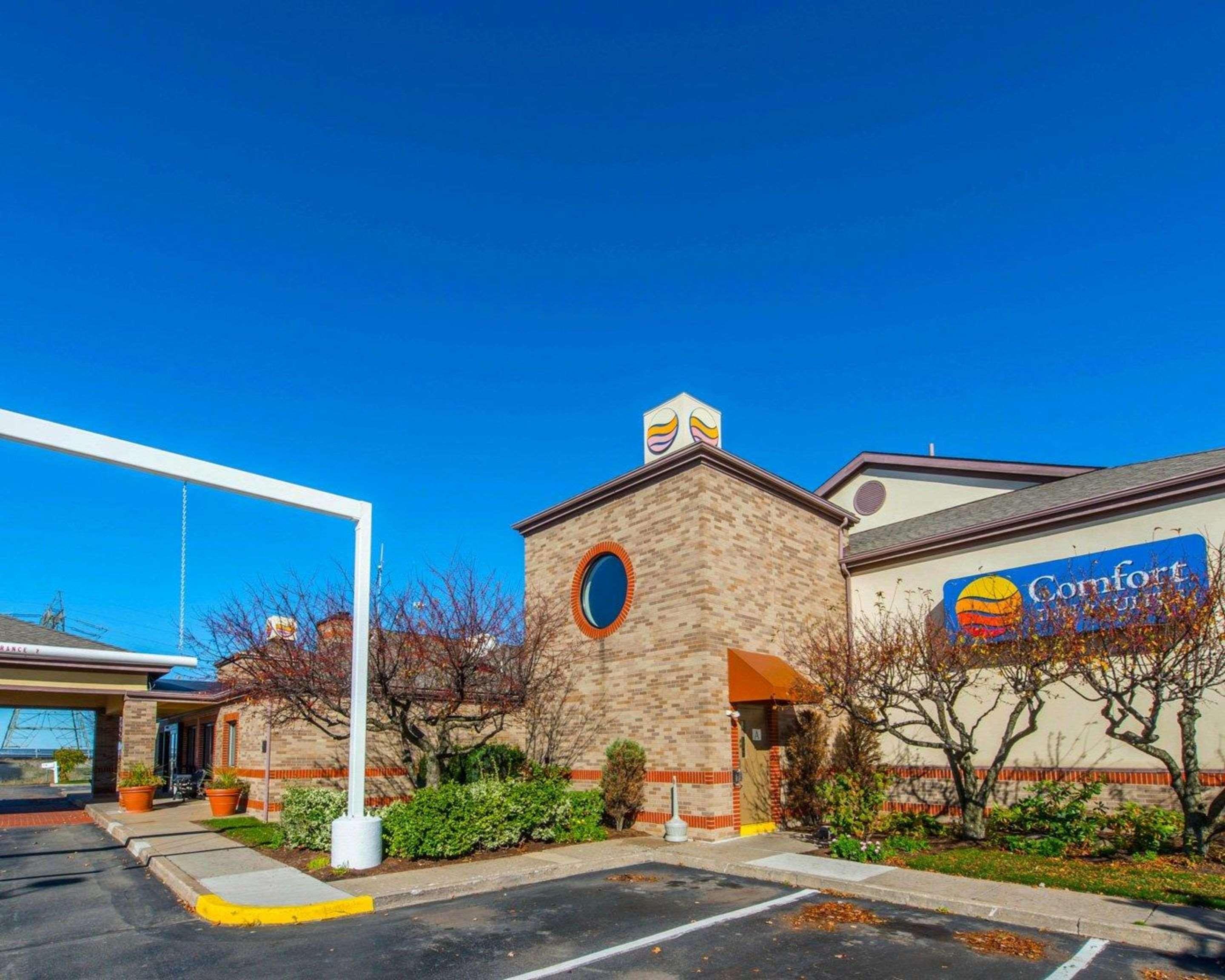 Comfort Inn&Suites Erie Kearsarge Extérieur photo