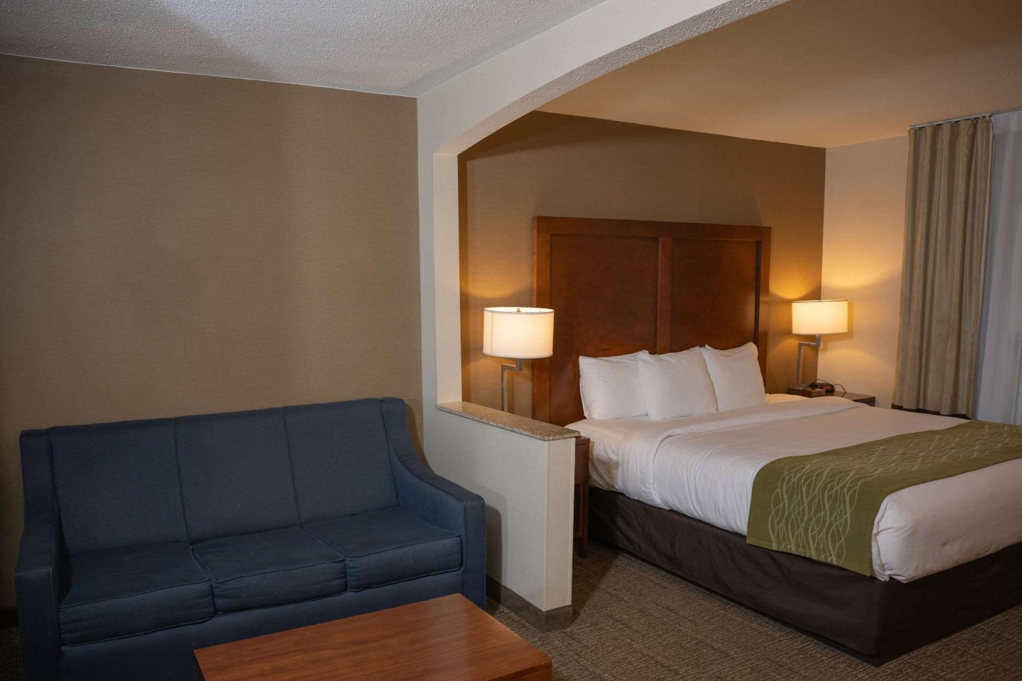 Comfort Inn&Suites Erie Kearsarge Extérieur photo