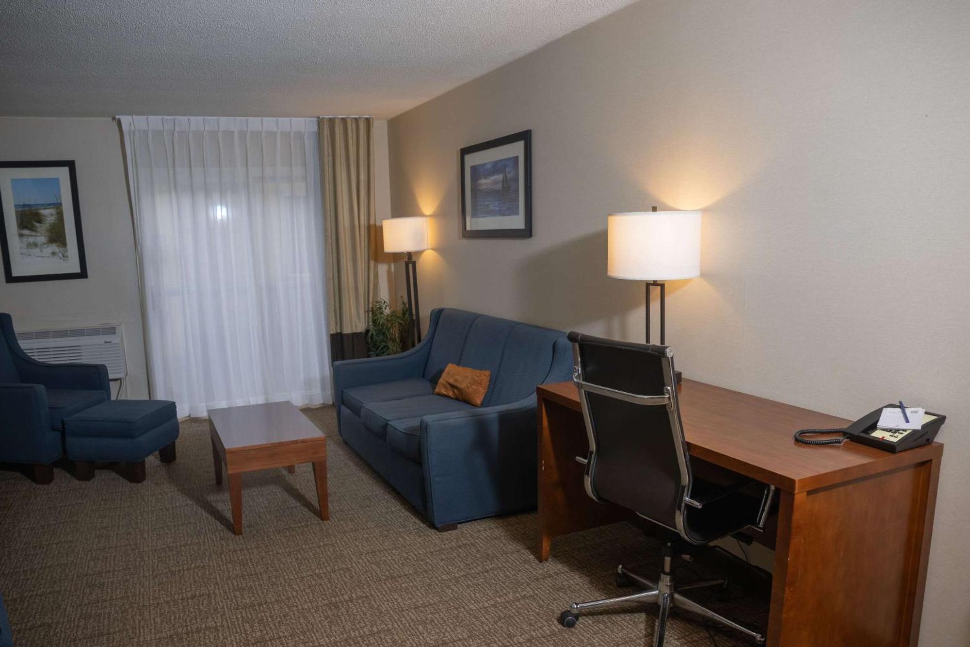 Comfort Inn&Suites Erie Kearsarge Extérieur photo