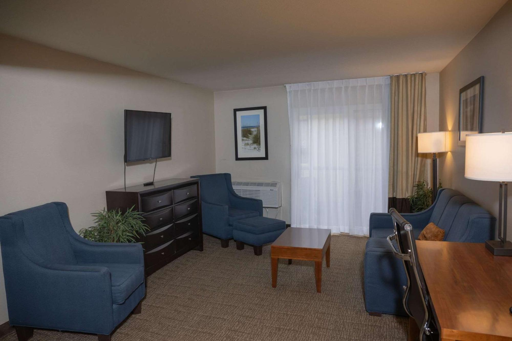 Comfort Inn&Suites Erie Kearsarge Extérieur photo
