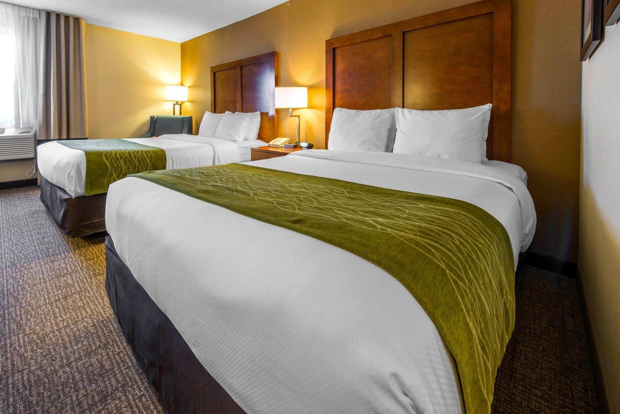 Comfort Inn&Suites Erie Kearsarge Extérieur photo