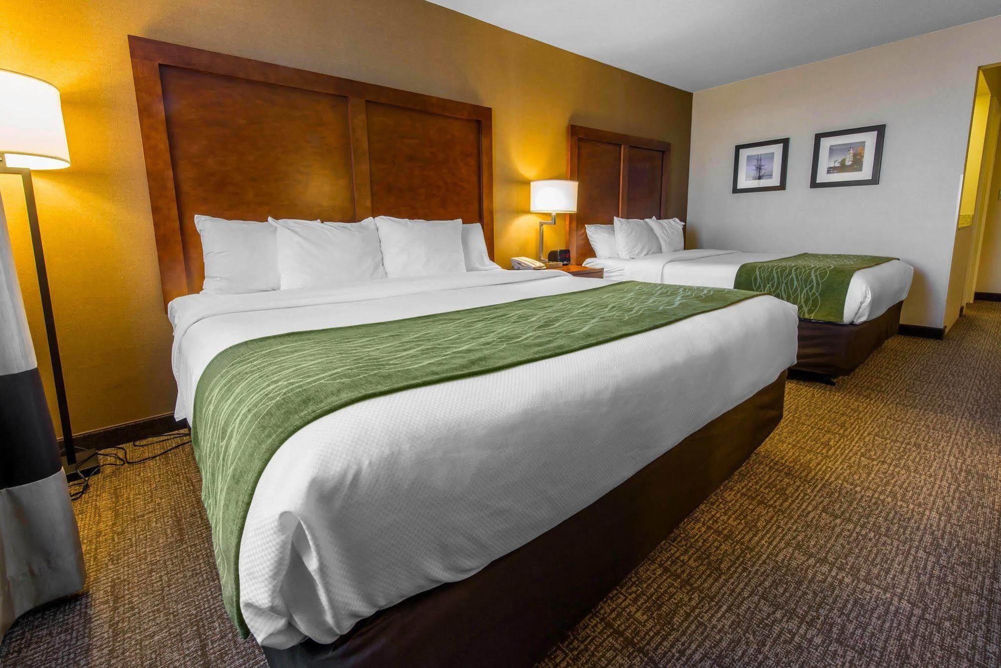 Comfort Inn&Suites Erie Kearsarge Extérieur photo