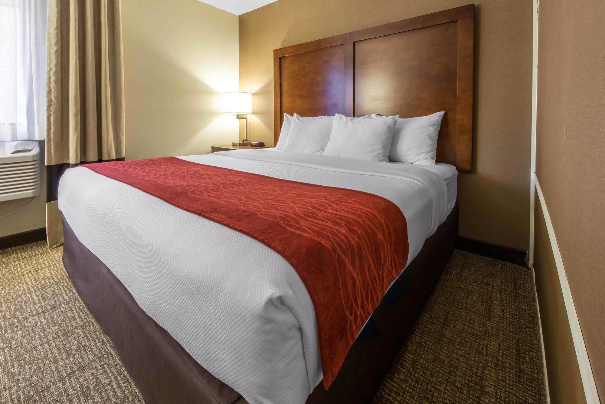Comfort Inn&Suites Erie Kearsarge Extérieur photo