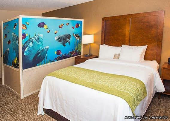 Comfort Inn&Suites Erie Kearsarge Extérieur photo